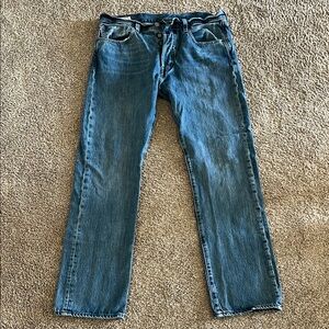 Levi’s Premium Botton Fly Blue Jeans